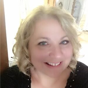 Meet your Posher, Gail